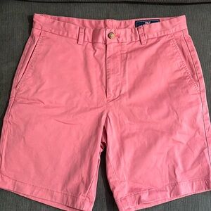 Vineyard Vines men’s shorts - salmon color